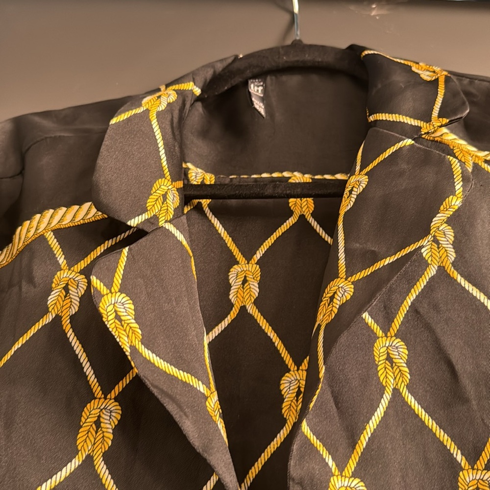 Zara Rope Graphic Button Down - Picture 3 of 5